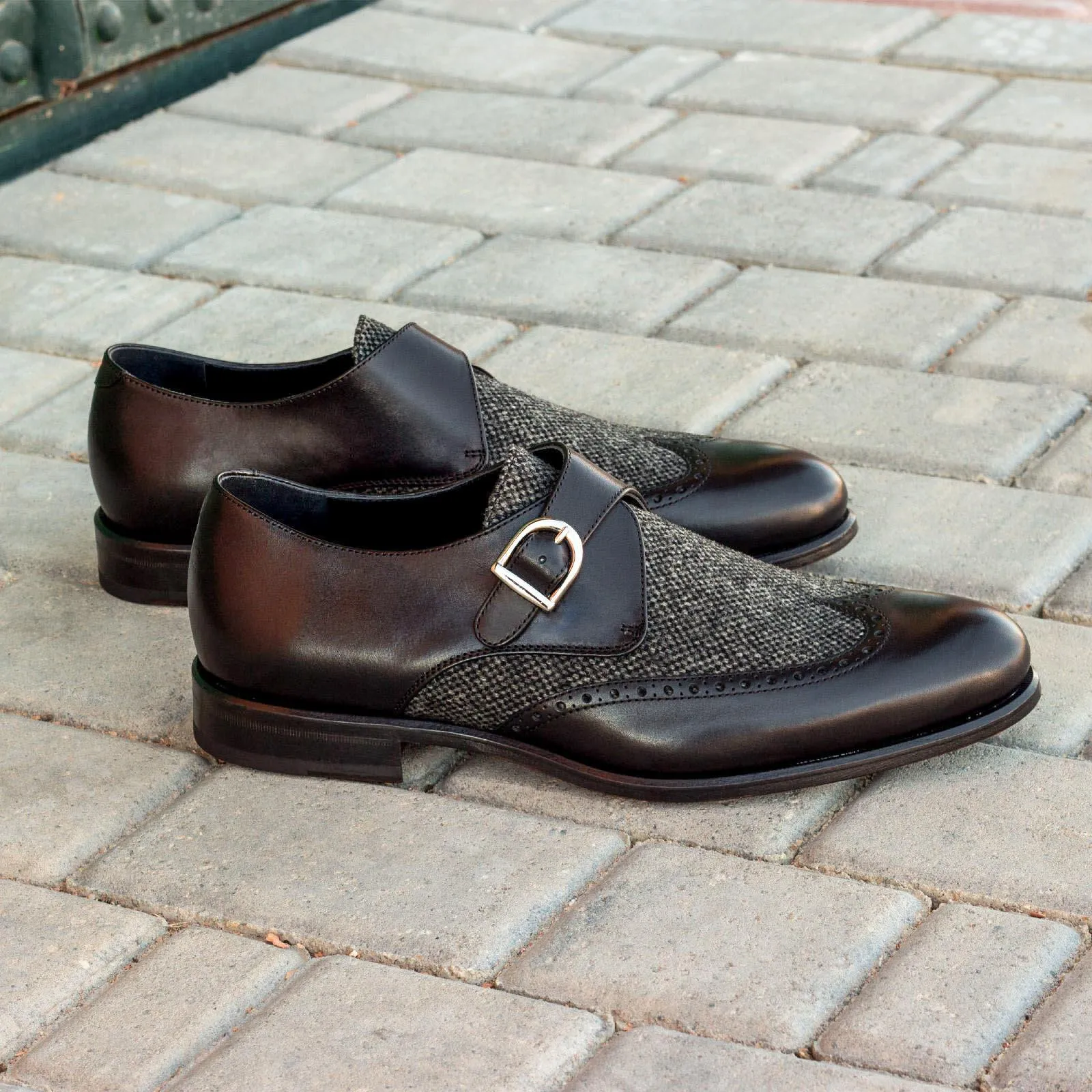 Mina Sartorial single monk